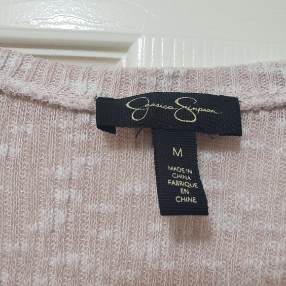 Jessica Simpson M ribbed vneck clouds floating by pattern scalloped lace trim - Picture 4 of 9